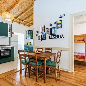 Moderno Em Bairro Típico Lisboeta , Lisboa Portugal