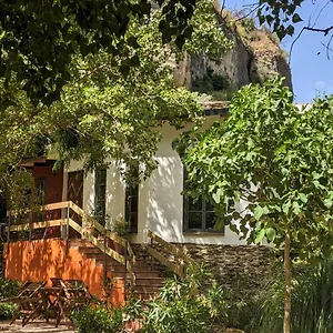 La Molina - Casas Independientes En Naturaleza Excepcional , Setenil De Las Bodegas España